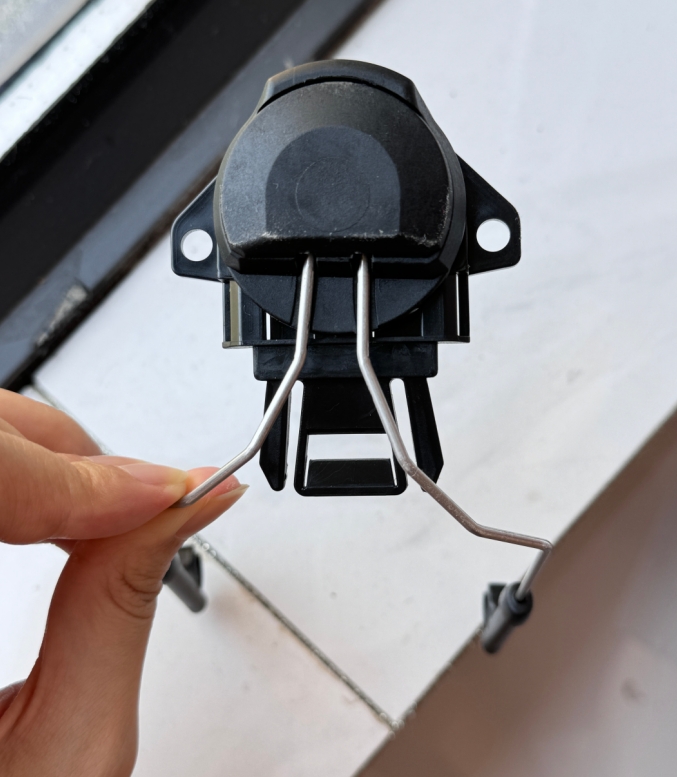 BRO4 Tactical Helmet Rail Adapter Headset Mount, ARC Rail Headphone Holder Bracket for Noise‑Reduction Earmuffs, Helmet Accessory for Shooting Hunting Airsoft